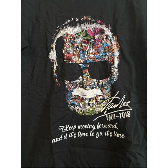 Marvel T-shirt size Large - Picture 2 of 2